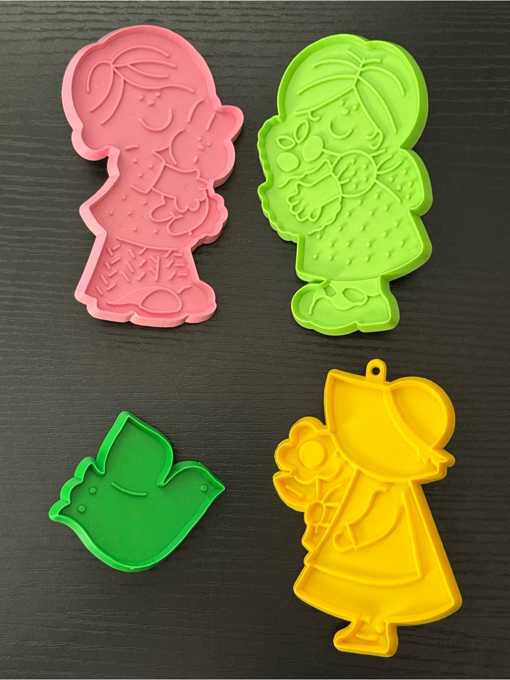 Vintage Bundle of (4) 70/80’s Hallmark Cookie Cutters (2) Girls, a Dove & Boy